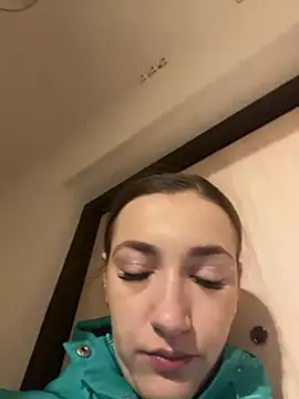 Snapshot of KateRedgar chatting on January 2025 02:28:02 PM KateRedgar online show from January 2025 02:28:02 PM