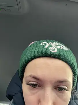 Snapshot of KateRedgar chatting on February 2025 01:44:01 PM KateRedgar online show from February 2025 01:44:01 PM