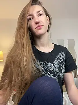 Snapshot of KateRedgar chatting on February 2025 01:38:02 PM KateRedgar online show from February 2025 01:38:02 PM