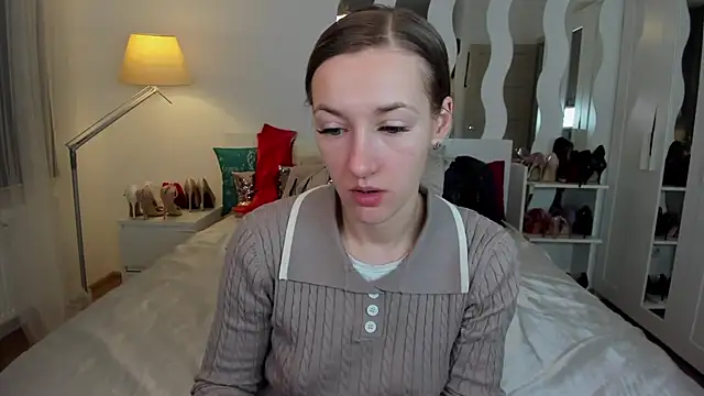 Snapshot of KateRedgar chatting on March 2025 04:29:02 PM KateRedgar online show from March 2025 04:29:02 PM