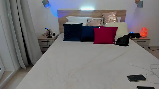 Snapshot of KateRedgar chatting on September 2025 01:55:01 PM KateRedgar online show from September 2025 01:55:01 PM