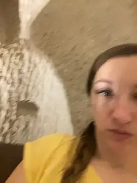 Snapshot of KateRedgar chatting on October 2025 06:58:02 AM KateRedgar online show from October 2025 06:58:02 AM