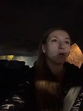 KateRedgar online show from November 2025 04:17:01 PM