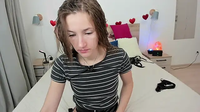 KateRedgar online show from February 2026 01:50:02 PM