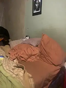 Moorella1 online show from December 2025 07:19:02 PM