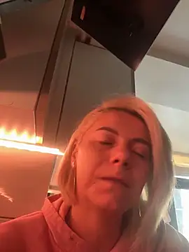 Snapshot of tanyagrey chatting on March 2026 07:12:01 AM tanyagrey online show from March 2026 07:12:01 AM