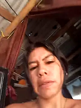 Alanagracia online show from November 2025 04:42:01 PM