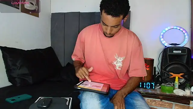 colinbrown online show from October 2025 04:08:01 PM