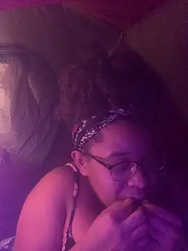 bustypothead online show from January 2025 09:18:01 AM