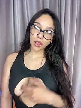 Snapshot of ThaliaRivera_ chatting on March 2025 01:59:01 AM ThaliaRivera online show from March 2025 01:59:01 AM