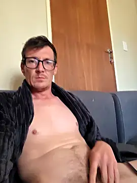 Snapshot of TheSouthernKing chatting on October 2025 10:36:01 AM TheSouthernKing online show from October 2025 10:36:01 AM