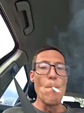 Snapshot of TheSouthernKing chatting on December 2025 01:20:02 PM TheSouthernKing online show from December 2025 01:20:02 PM