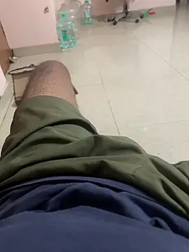 Snapshot of shreess2323 chatting on February 2026 04:05:02 PM shreess2323 online show from February 2026 04:05:02 PM