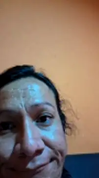 Snapshot of miicheele32 chatting on December 2025 07:01:02 AM miicheele32 online show from December 2025 07:01:02 AM