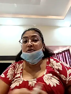 Snapshot of LAVERNIYA_ chatting on January 2025 06:22:02 AM LAVERNIYA online show from January 2025 06:22:02 AM