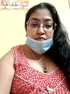 Snapshot of LAVERNIYA_ chatting on February 2025 05:28:02 AM LAVERNIYA online show from February 2025 05:28:02 AM