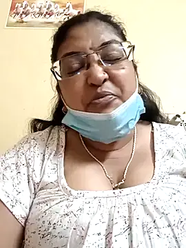 Snapshot of LAVERNIYA_ chatting on February 2025 11:58:01 AM LAVERNIYA online show from February 2025 11:58:01 AM