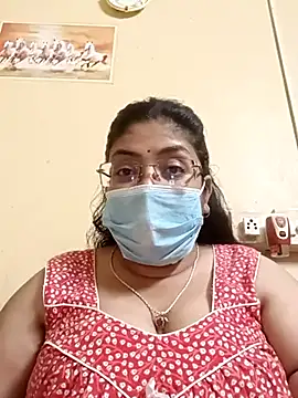 Snapshot of LAVERNIYA_ chatting on March 2025 02:43:02 PM LAVERNIYA online show from March 2025 02:43:02 PM