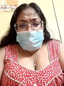 Snapshot of LAVERNIYA_ chatting on March 2025 12:31:02 PM LAVERNIYA online show from March 2025 12:31:02 PM