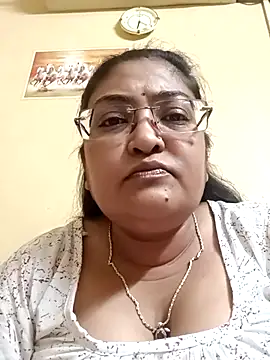Snapshot of LAVERNIYA_ chatting on March 2025 12:58:01 PM LAVERNIYA online show from March 2025 12:58:01 PM