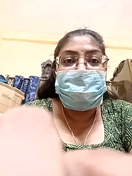 Snapshot of LAVERNIYA_ chatting on March 2025 02:53:02 PM LAVERNIYA online show from March 2025 02:53:02 PM