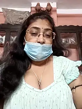 Snapshot of LAVERNIYA_ chatting on March 2025 10:28:02 AM LAVERNIYA online show from March 2025 10:28:02 AM