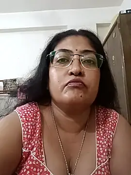 Snapshot of LAVERNIYA_ chatting on October 2025 10:08:02 AM LAVERNIYA online show from October 2025 10:08:02 AM