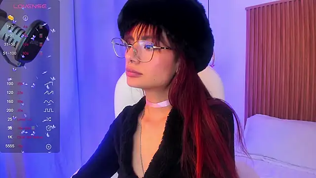 Snapshot of sophiecherry_ chatting on September 2025 01:53:01 AM sophiecherry online show from September 2025 01:53:01 AM