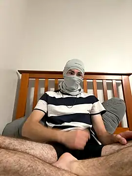 Snapshot of TheBestbrando88 chatting on November 2025 12:43:02 AM TheBestbrando88 online show from November 2025 12:43:02 AM