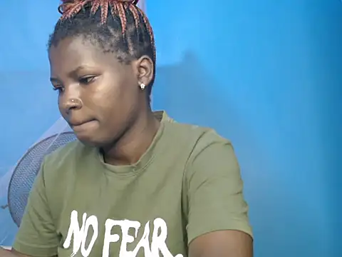 TrishaKalid online show from December 2025 09:25:01 AM