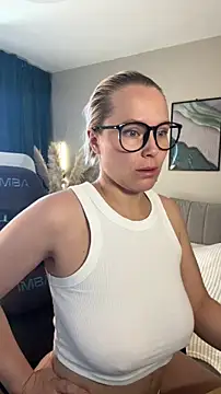 Charming Daphny online show from June 2026 05:45:01 AM