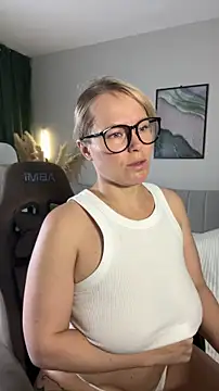 Charming Daphny online show from June 2026 07:47:02 AM