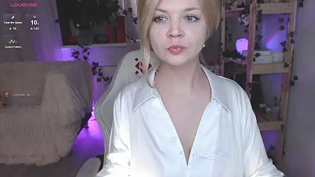 Snapshot of Brience chatting on March 2025 04:49:01 AM Brience online show from March 2025 04:49:01 AM