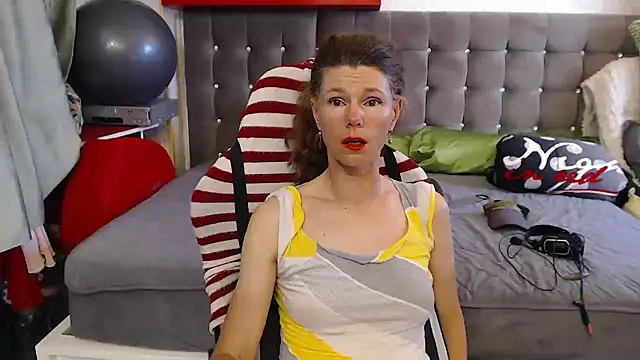 kellyterapy online show from June 2026 04:20:02 PM
