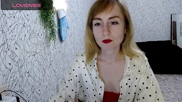 Snapshot of Athena_Richards chatting on October 2025 03:19:02 PM Athena Richards online show from October 2025 03:19:02 PM