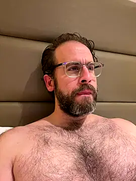 StarrMan99 online show from December 2025 07:07:02 PM