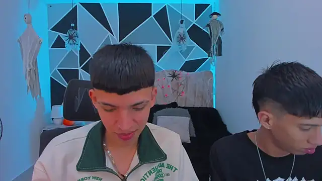 Juan Nd Steven online show from October 2025 03:58:02 AM