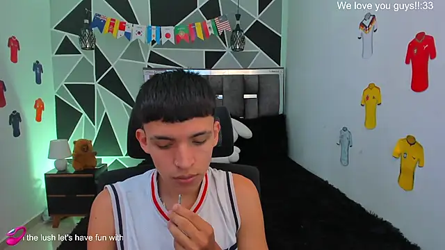 Juan Nd Steven online show from June 2026 08:35:02 PM