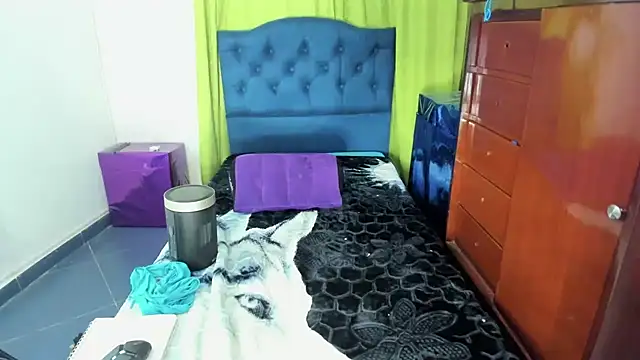  Angelinaandrade  online show from January 2025 11:05:02 PM