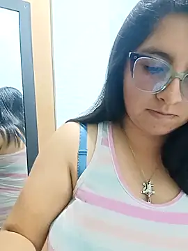  Angelinaandrade  online show from October 2025 01:18:01 AM