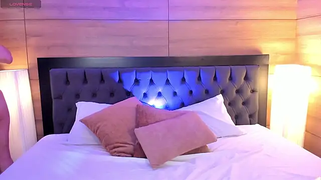 miah connor online show from March 2026 09:23:01 PM