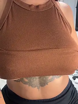 Snapshot of diosa202 chatting on February 2026 03:24:02 AM diosa202 online show from February 2026 03:24:02 AM