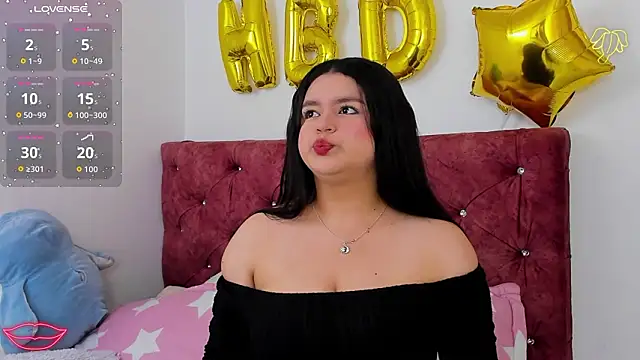 Snapshot of skyhotgirll chatting on March 2026 05:46:01 PM skyhotgirll online show from March 2026 05:46:01 PM