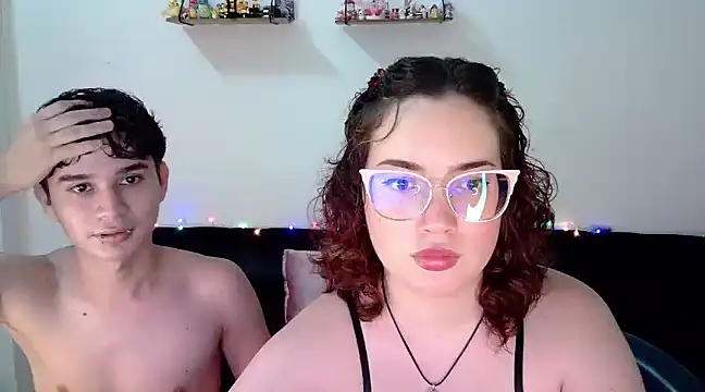 Snapshot of AndrewAnndCherry chatting on December 2024 12:38:01 AM AndrewAnndCherry online show from December 2024 12:38:01 AM