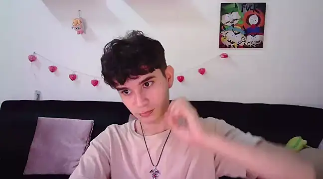 Snapshot of AndrewAnndCherry chatting on February 2025 01:20:02 AM AndrewAnndCherry online show from February 2025 01:20:02 AM