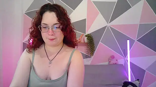 AndrewAnndCherry online show from June 2026 10:58:01 PM