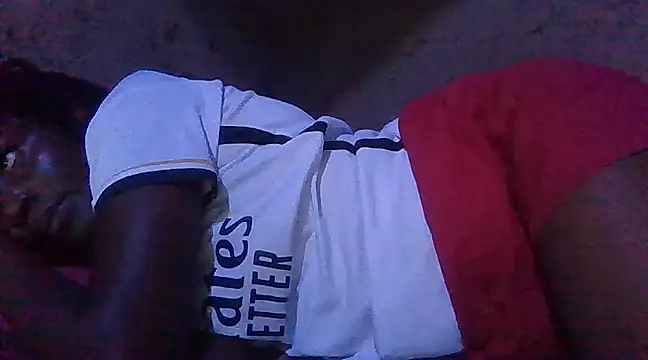 Snapshot of pretty_prickle chatting on December 2024 06:13:01 PM pretty prickle online show from December 2024 06:13:01 PM