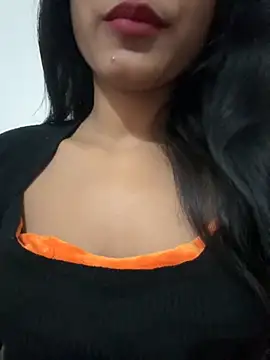 Snapshot of Hot_Goldengirl chatting on December 2025 10:57:01 AM Hot Goldengirl online show from December 2025 10:57:01 AM