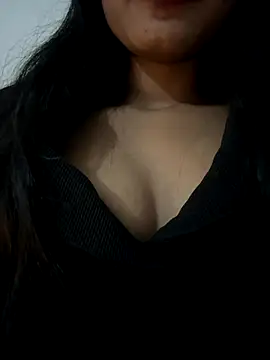 Snapshot of Hot_Goldengirl chatting on December 2025 07:10:02 PM Hot Goldengirl online show from December 2025 07:10:02 PM