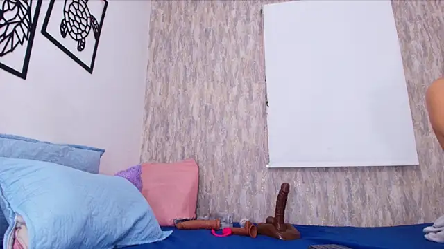 Brandhy v online show from November 2025 11:56:02 AM